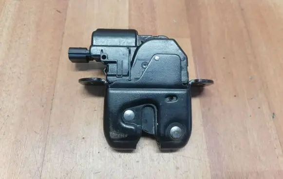 Renault Scenic III - Grand scenic III Tailgate/trunk/boot lock/catch/latch 40507160 846300003R 846307169R
