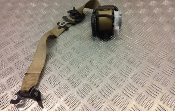 BMW X3 F25 Front seatbelt 7367254
