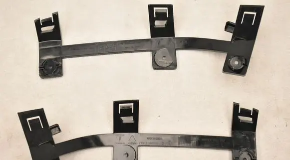 Tesla Model S Headlight/headlamp mounting bracket