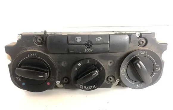 Volkswagen PASSAT B6 Climate control unit