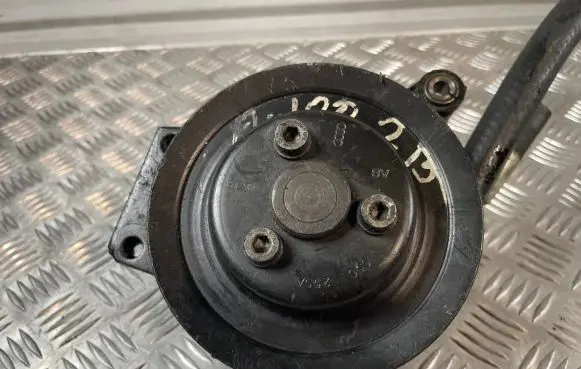 Audi 100 S4 C4 Power steering pump 050255a