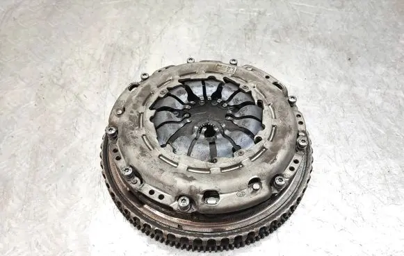 Nissan Qashqai Clutch set kit 302059210R 302100495R 301014644R