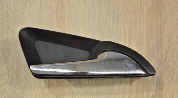 Chevrolet Orlando Rear door interior handle trim