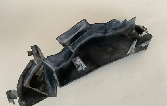 Mercedes-Benz CLA C117 X117 W117 Intercooler air guide/duct channel A1178880238
