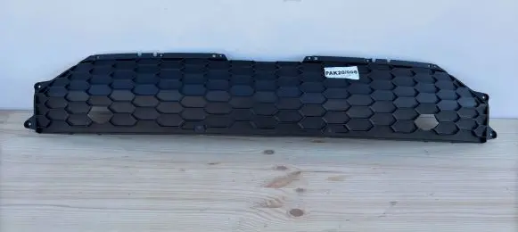 Audi R8 4S Front grill 4S0853037E