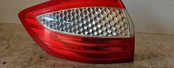 Ford Mondeo MK IV Rear/tail lights 7S7113405B