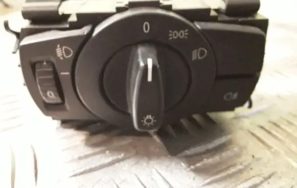 BMW 1 E81 E87 Light switch 693279502