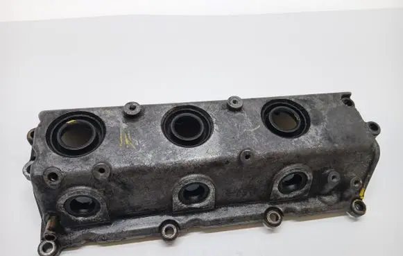 Opel Vectra C Rocker cam cover 