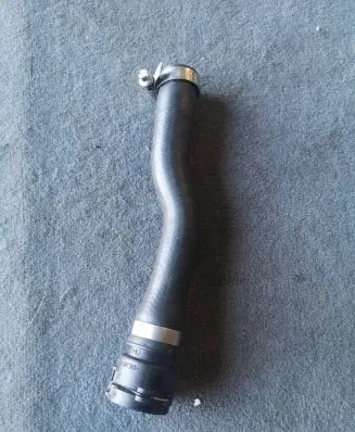 BMW X5 F15 Engine coolant pipe/hose 1436378