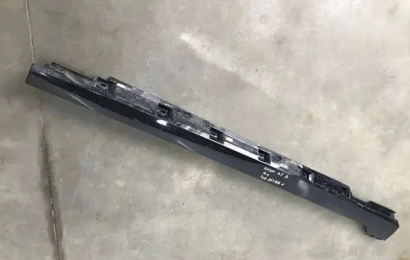 Volkswagen PASSAT B8 Sill 3G0853858F