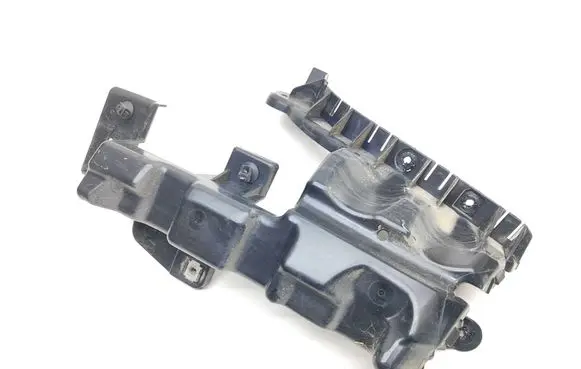Chrysler Pacifica Rear bumper mounting bracket 68229239AD