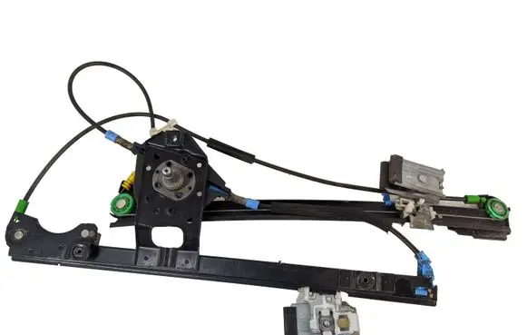 Volkswagen Golf III Front door manual window regulator 1H0837402B