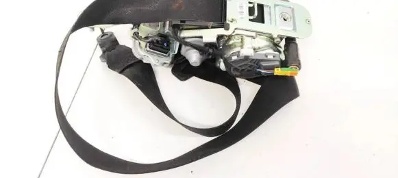 Mercedes-Benz E W212 Front seatbelt 610035800D 13110277