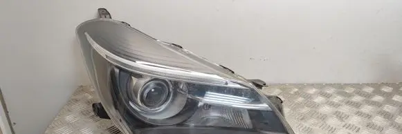 Toyota Yaris Headlight/headlamp