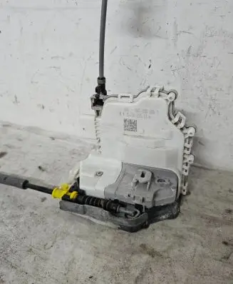 Audi Q5 SQ5 Rear door lock 8X0839015D