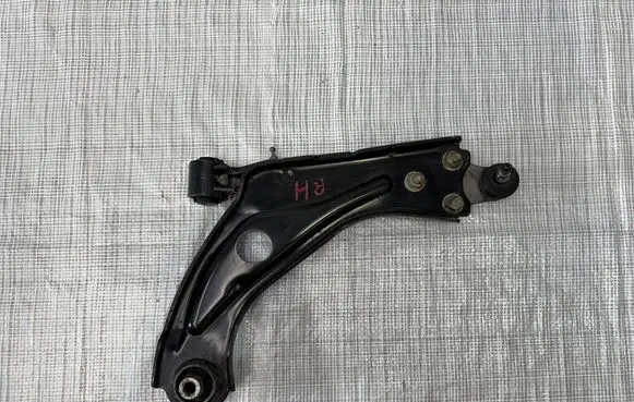 Citroen C5 Aircross Front control arm C5WAHACZ