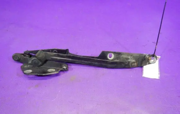 Audi A8 S8 D2 4D Tailgate/trunk/boot hinge