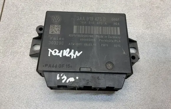 Volkswagen Touran II Parking PDC control unit/module 3AA919475D