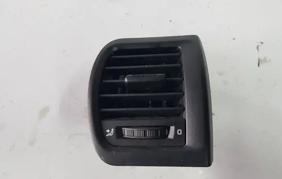 Skoda Fabia Mk2 (5J) Dashboard side air vent grill/cover trim 5J0819702IAUTOPI 5J0819702