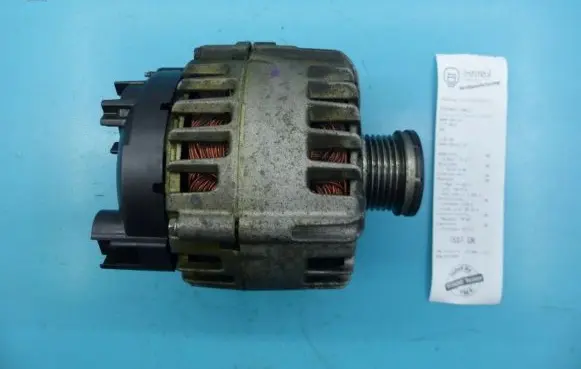 Skoda Octavia Mk2 (1Z) Generator/alternator 03C903025D IMPRK1235951