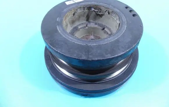 BMW 5 E39 Crankshaft pulley 247890 IMPRK1355020