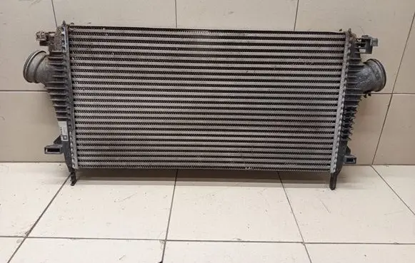Opel Insignia A Intercooler radiator P1831002 13241751