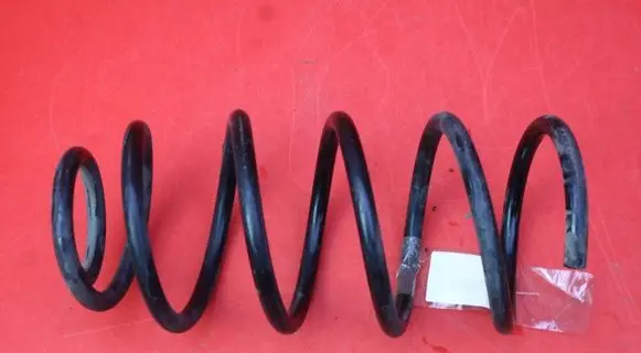 Volkswagen New Beetle Front coil spring