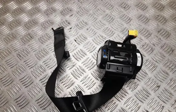Tesla Model 3 Rear seatbelt 1857805C1F