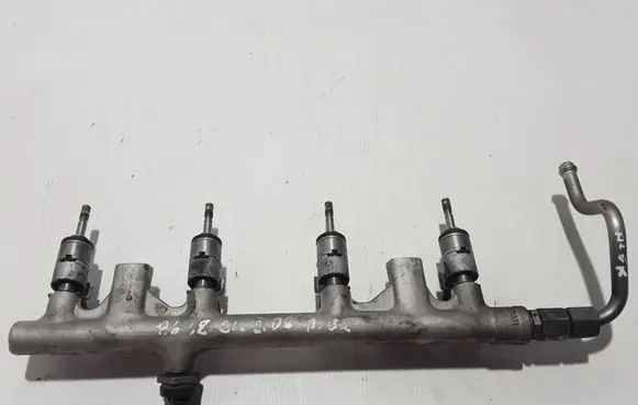 Audi A6 S6 C8 4K Fuel main line pipe 06Q133317B