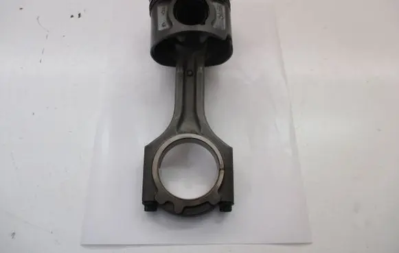 Hyundai Santa Fe Piston with connecting rod 4CXO