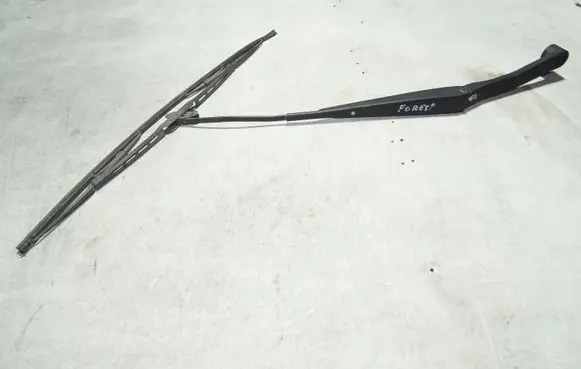 Subaru Forester SG Front wiper blade arm 35046