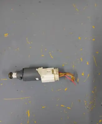 Renault Scenic II - Grand scenic II Brake pedal sensor switch 8200168238
