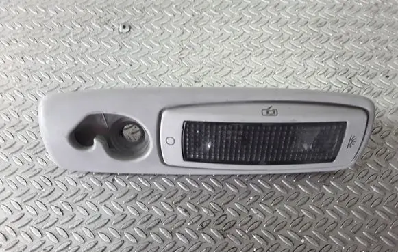 Volkswagen PASSAT B5 Rear seat light 3B0947291