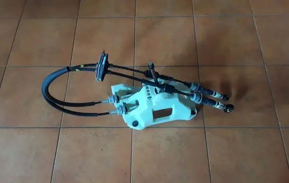 KIA Sportage Gear shifter/selector 43700F1715WK