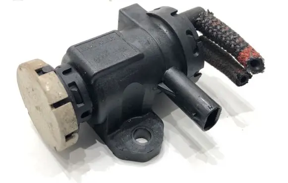 BMW X6 F16 Fuel pressure regulator 8509323