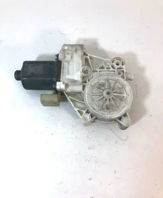 Mercedes-Benz Sprinter W906 Front door window regulator motor A0068205442 995185102