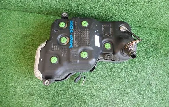 Hyundai Tucson TL AdBlue liquid reservoir 31500