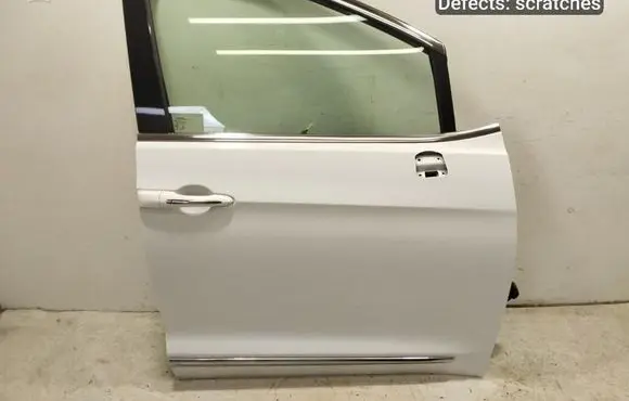 Chrysler Pacifica Front door