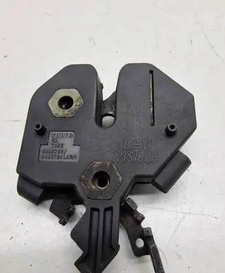 Volvo V70 Engine bonnet/hood lock/catch 9483765 7890 9483764