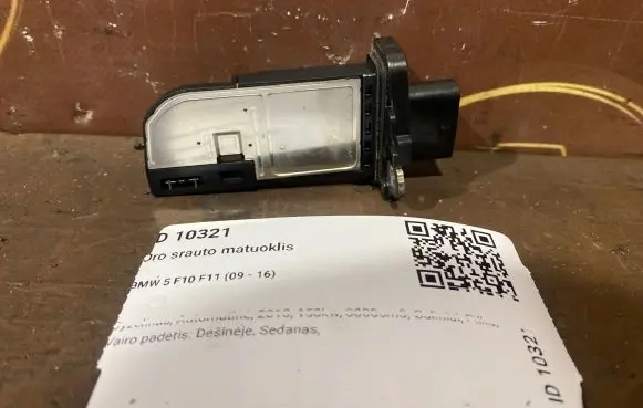 BMW 5 F10 F11 Mass air flow meter 780415001