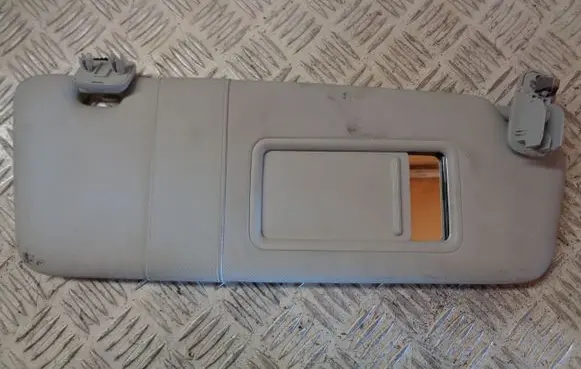 Sun visor