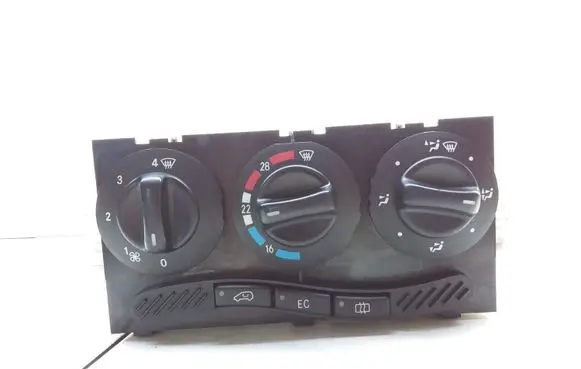 Mercedes-Benz A W168 Climate control unit 1688300485 154700