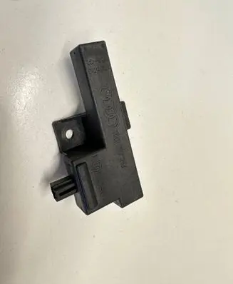 Audi A4 S4 B8 8K Keyless (KESSY) go control unit/module 8K0907247 33542221