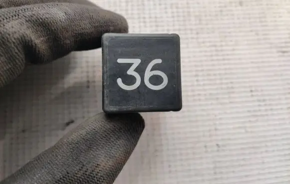 Audi A4 S4 B5 8D Other relay 3A0951307 3SB00488504