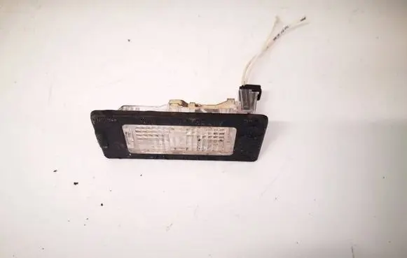 Volkswagen Touran II Number plate light 5N0943021