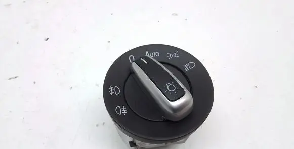 Volkswagen PASSAT B7 Light switch 5ND941431B