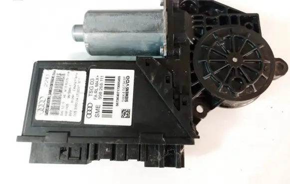 Audi A8 S8 D3 4E Front door window regulator motor 4e1910802b 998094-111