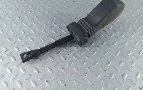 Audi A8 S8 D4 4H Front door check strap stopper 4H0837267