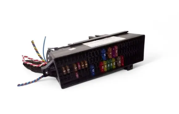 Volkswagen Caddy Fuse module 2K6970