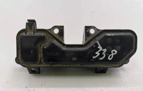 Vacuum air tank